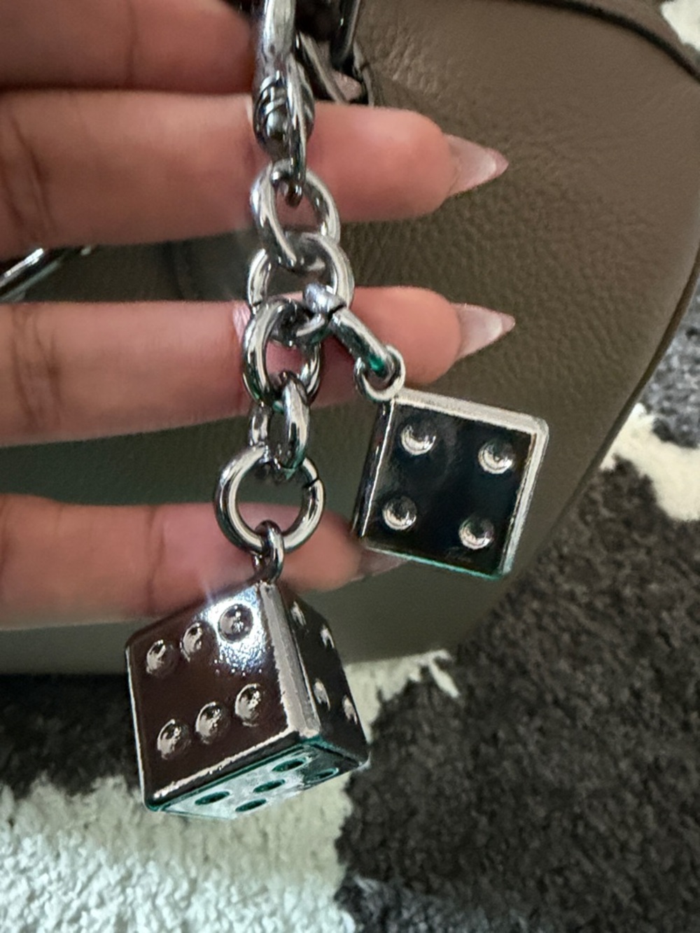 Coach Rowan- Large- Brown/Clay. With bag charms & chains included - Picture 12 of 13